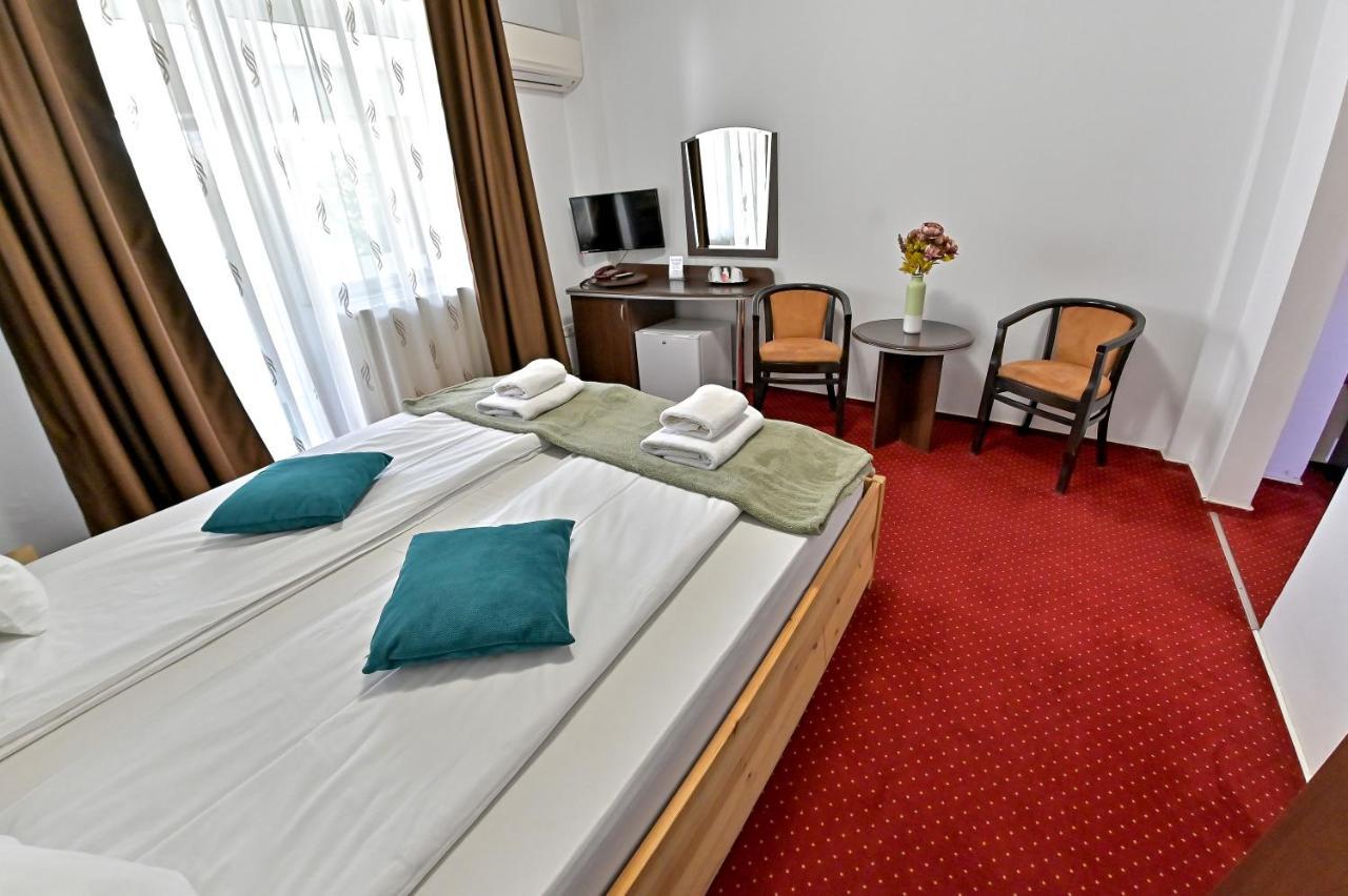 Pension Happy Day Sibiu Bagian luar foto