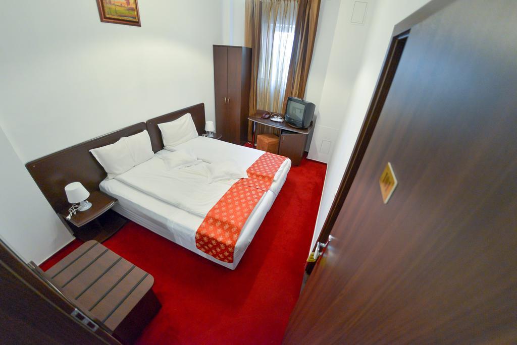 Pension Happy Day Sibiu Bagian luar foto